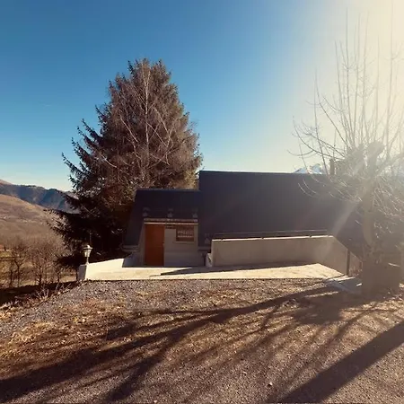 Le Nid Roudela * Garin