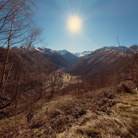 Le Nid Roudela Garin