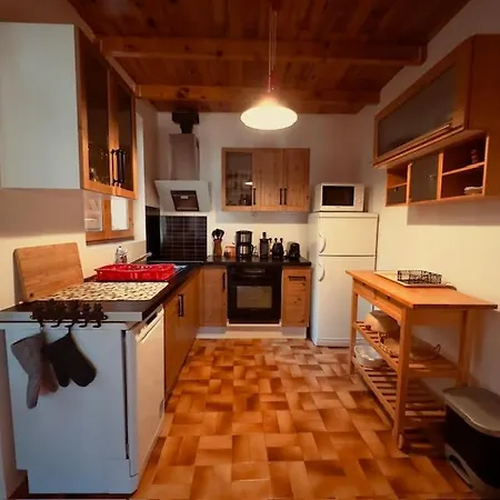 Le Nid Roudela Garin